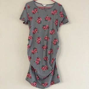 Cute maternity dress